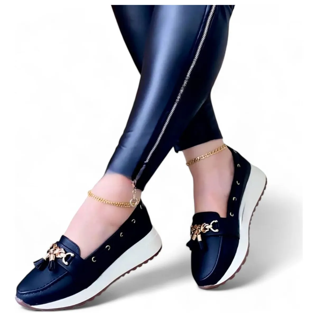 GENERICO - Mocasin Mujer Chic Plataforma 2 Cm 2086L-48 Color Negro