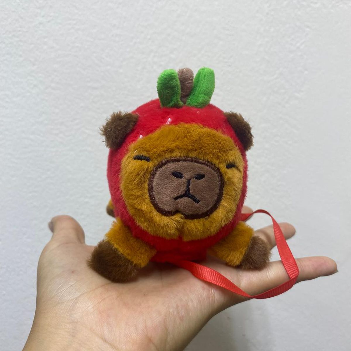 GENERICO - Peluche capibara imantado