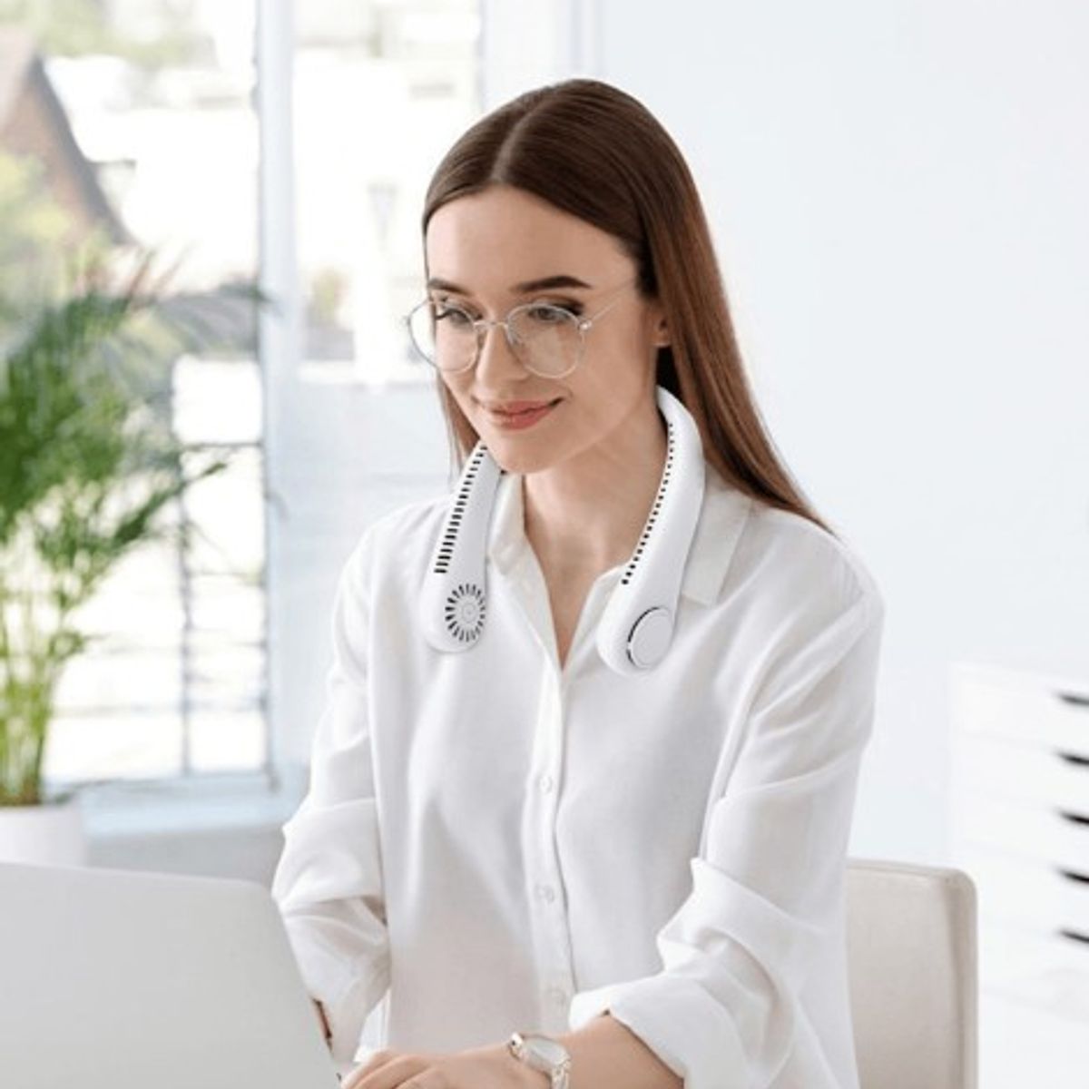 OEM - VENTILADOR PORTÁTIL RELAX PARA CUELLO RECARGABLE DE LARGA DURACION