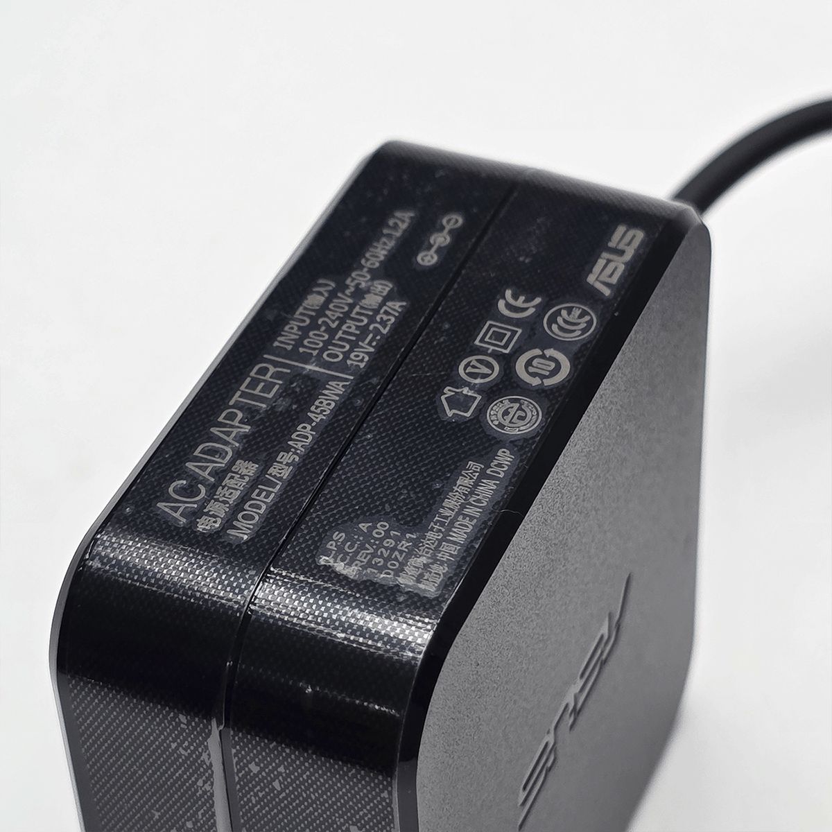 ASUS - Cargador asus 19v 2-37a 45w  ORIGINAL