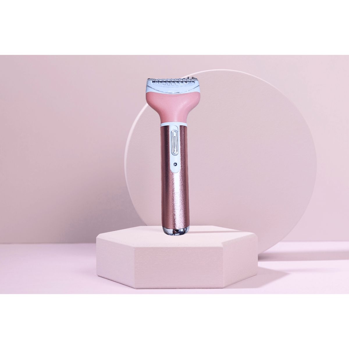 KEMEI - Afeitadora Recargable 4 en 1 para Dama – Suavidad y Precisión