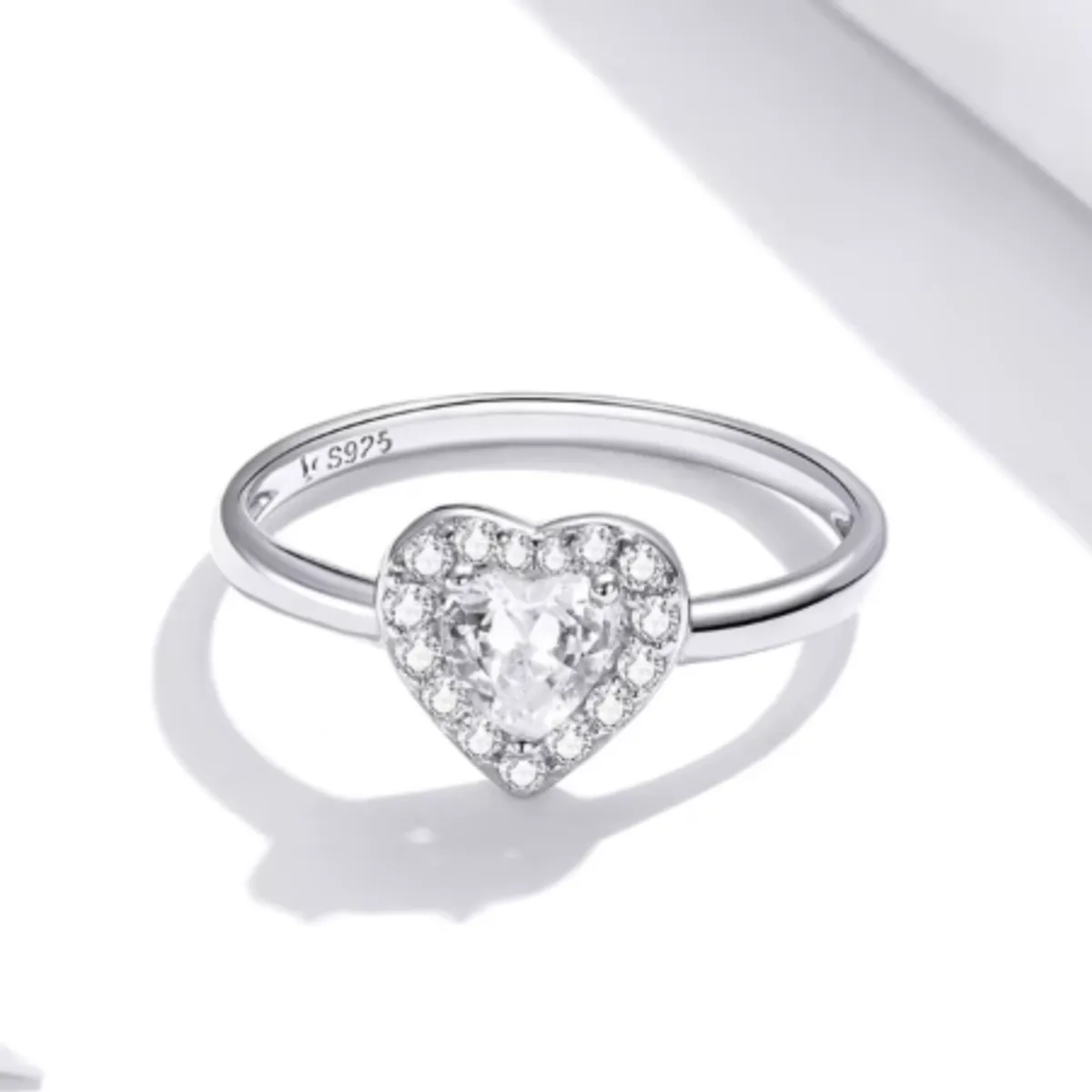 GENERICO - Anillo de Promesa – En Forma de Corazon
