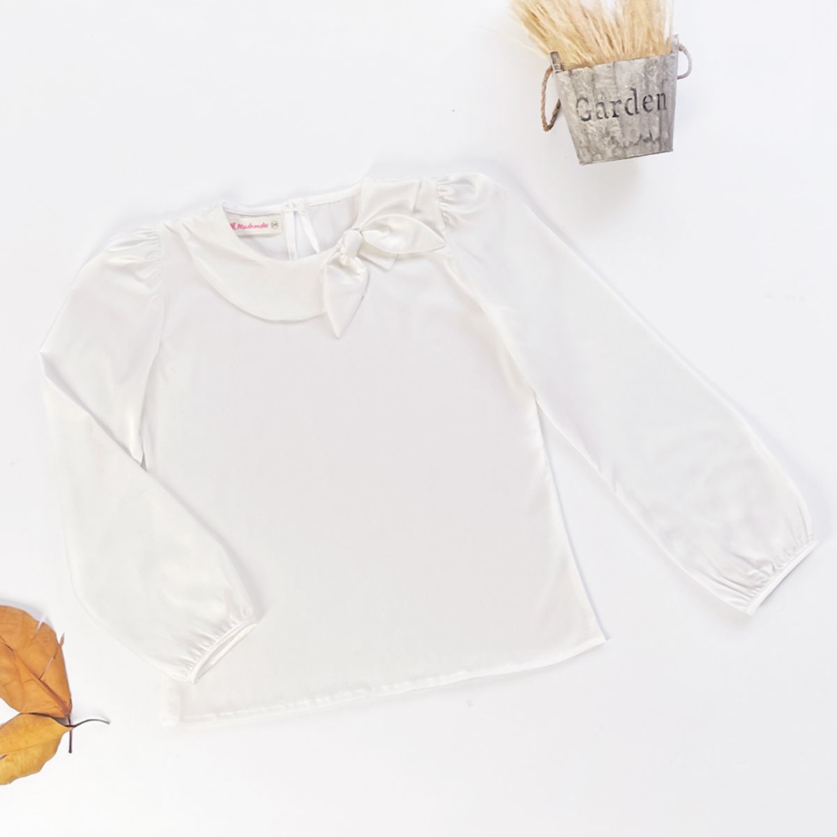 KIDS MASHMELO - Blusa de Seda con Cuello Bebé Asimétrico y Lazo para Niña