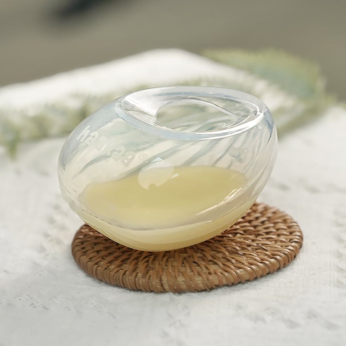 HAAKAA - Sacaleches manos libres shell 1 unid (75ml)