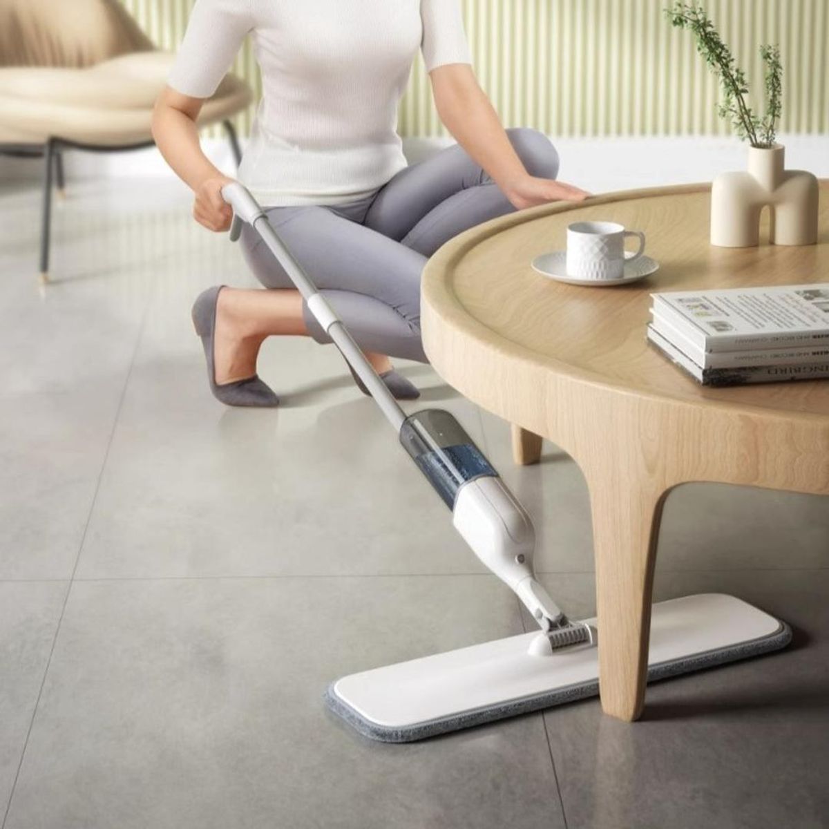 GENERICO - TRAPEADOR ERGONÓMICO GIRATORIO 360 CON SPRAY