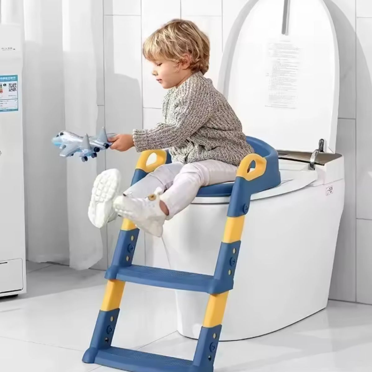 OEM - Asiento de Entrenamiento para Baño  con Escalera Plegable