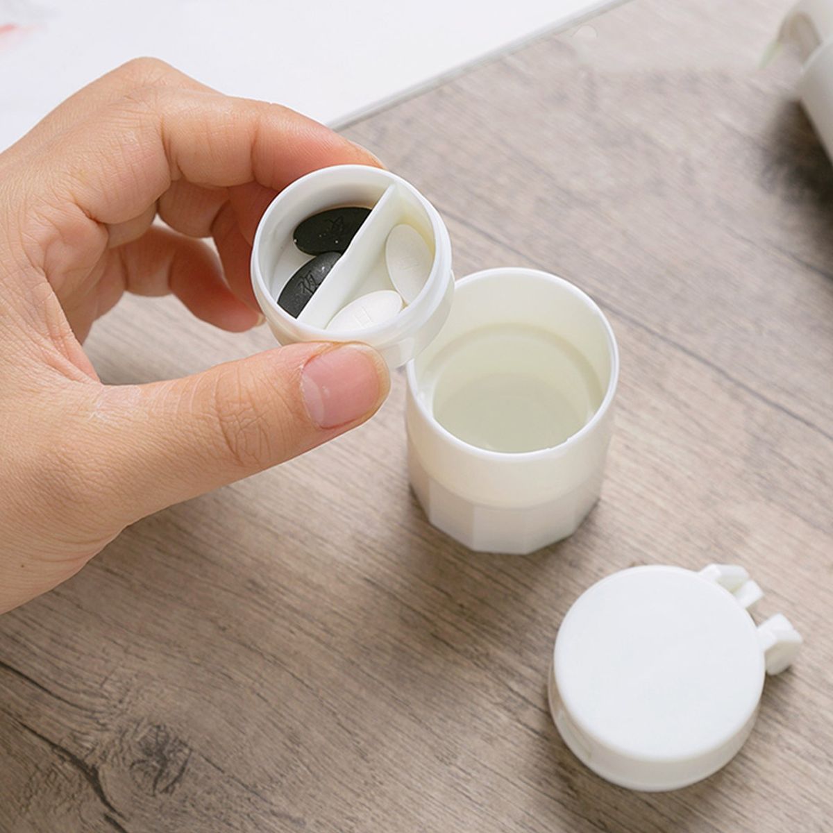 GENERICO - Triturador de Pastillas 3 en 1 Cortador con Pastillero