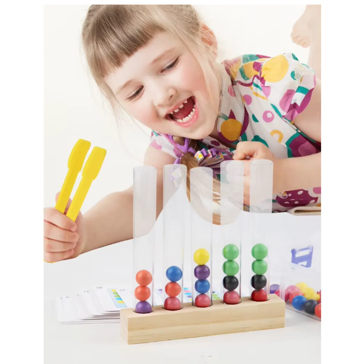 GENERICO - Kit didáctico con tubo de ensayos y cuentas