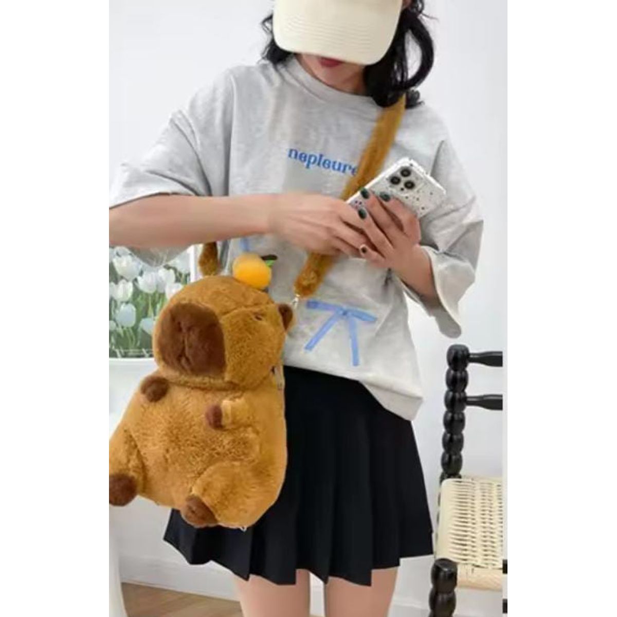 GENERICO - MOCHILA MORRAL BOLSO Y PELUCHE CAPIBARA 4 EN 1 HIPOALERGÉNICO 40CM