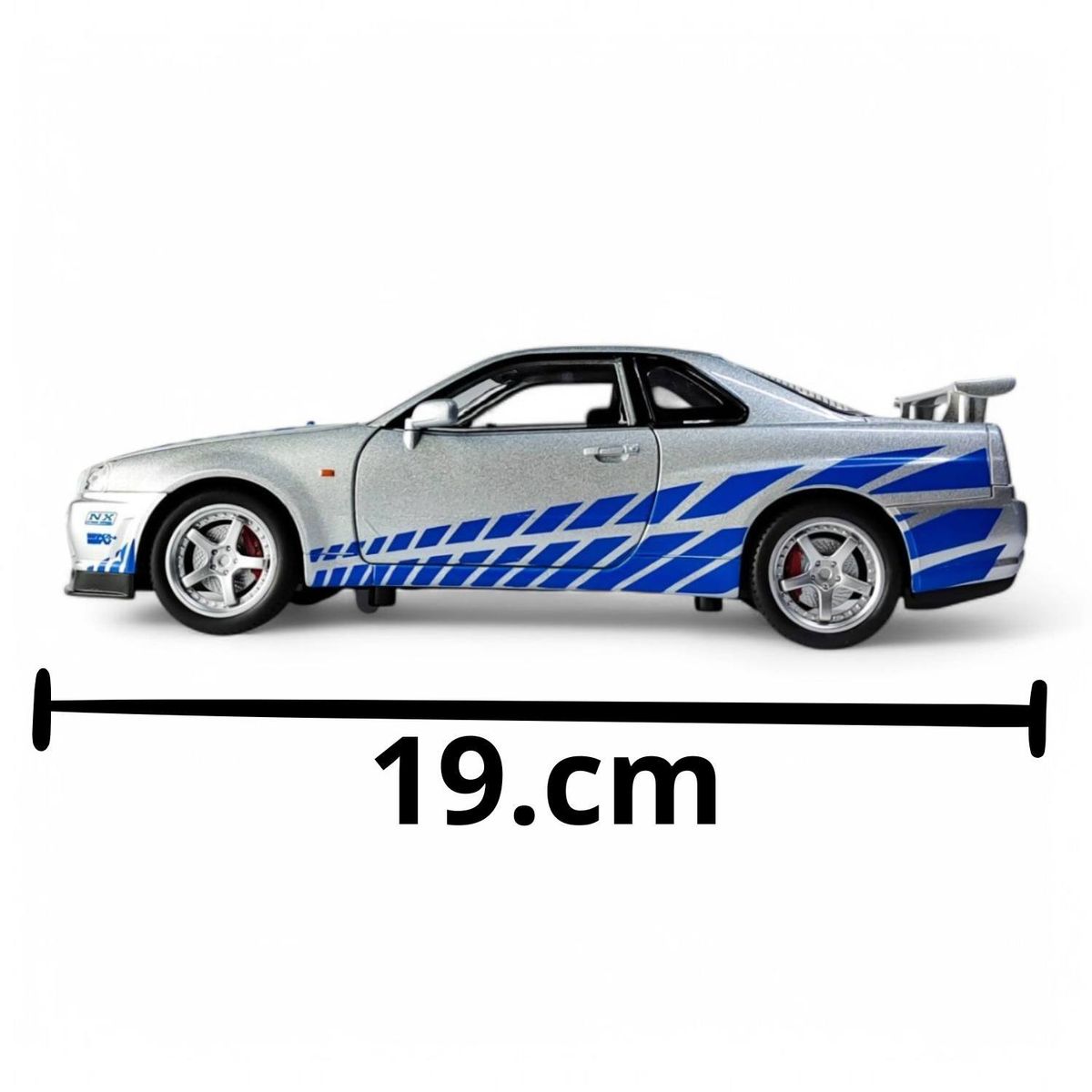 GENERICO - Nissan Skyline sedan colección