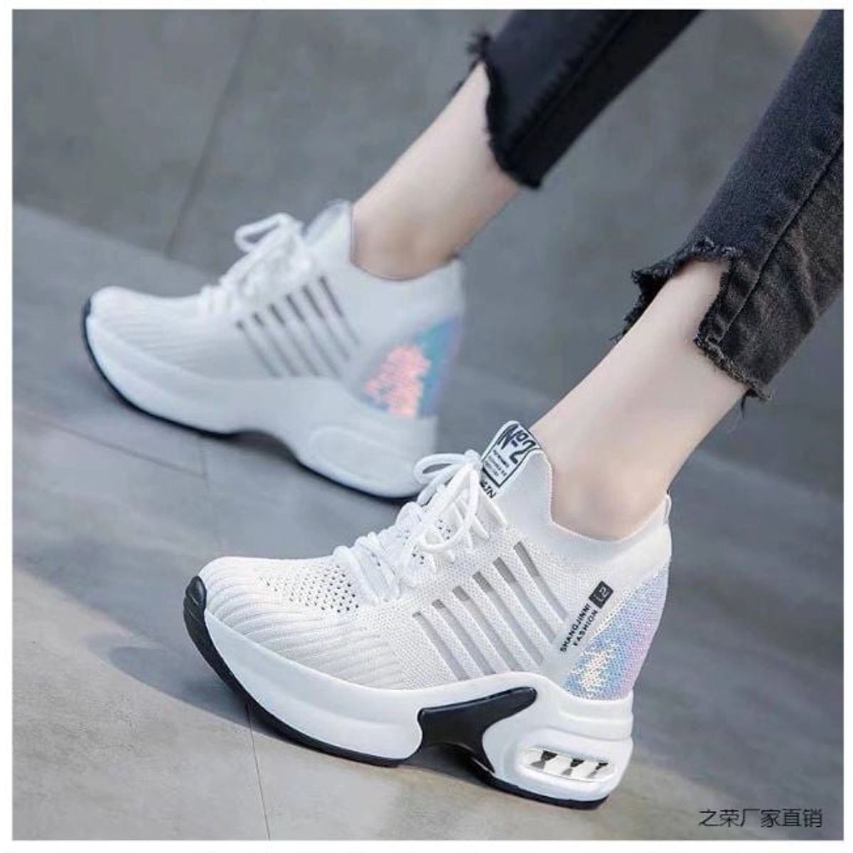 GENERICO - ZAPATILLA DE MUJER CON PLATAFORMA  ALTA 8CM FASHION N°2 B13 - BLANCO