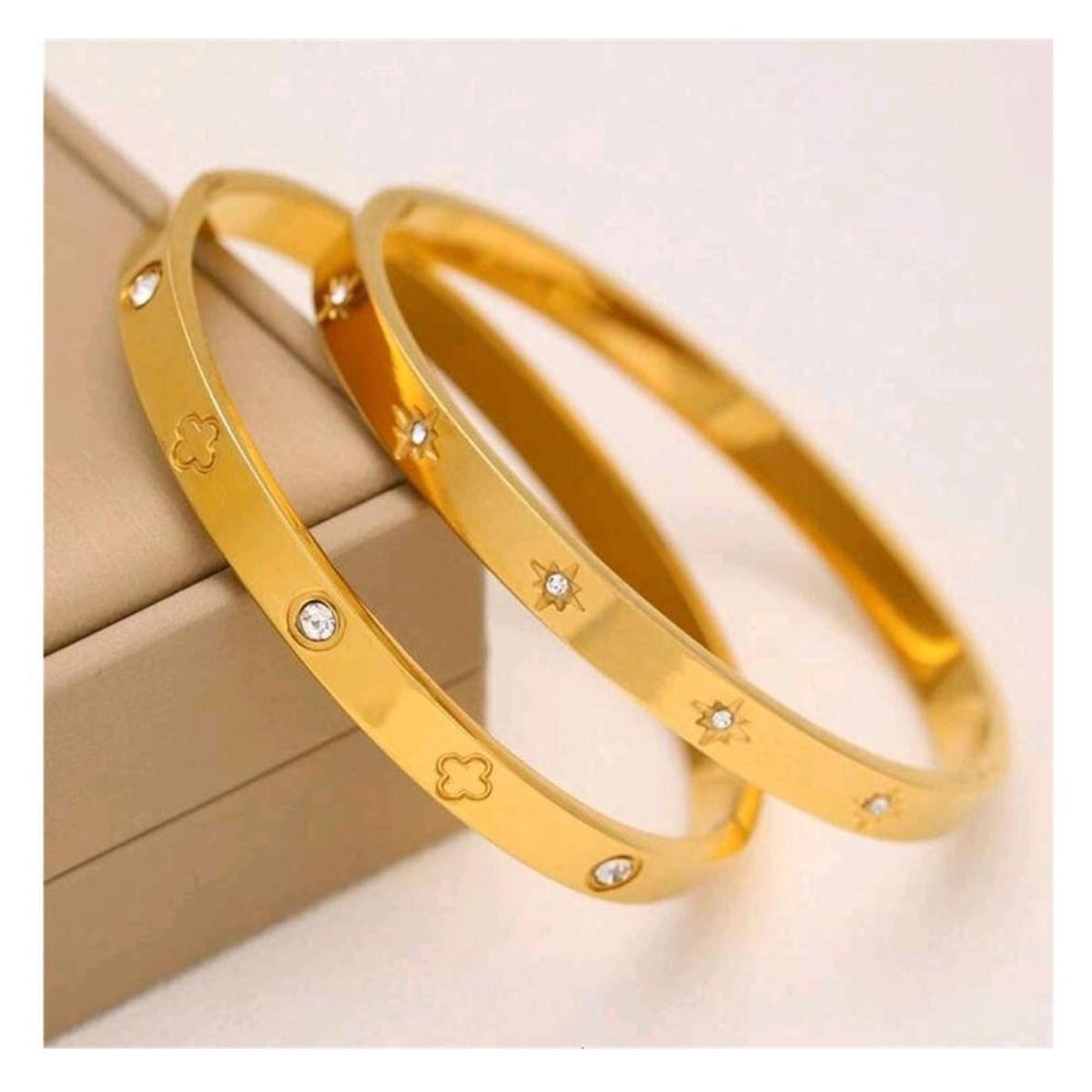 GENERICO - PULSERA BRAZALETE DE ACERO INOXIDABLE DORADO DESTELLOS