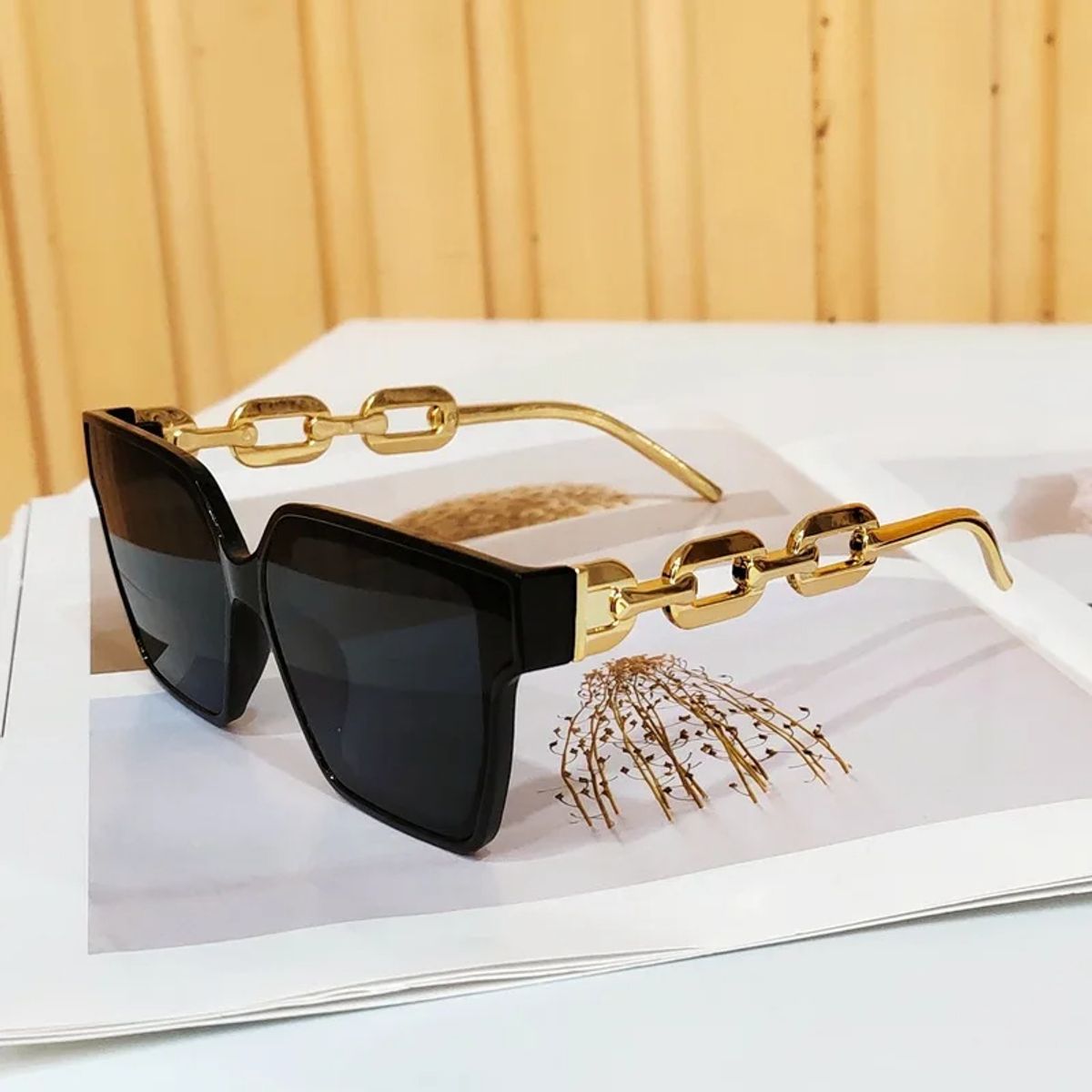 GENERICO - Lentes de Sol Negro Diseño Cadena Dorada UV Mujer Genieka