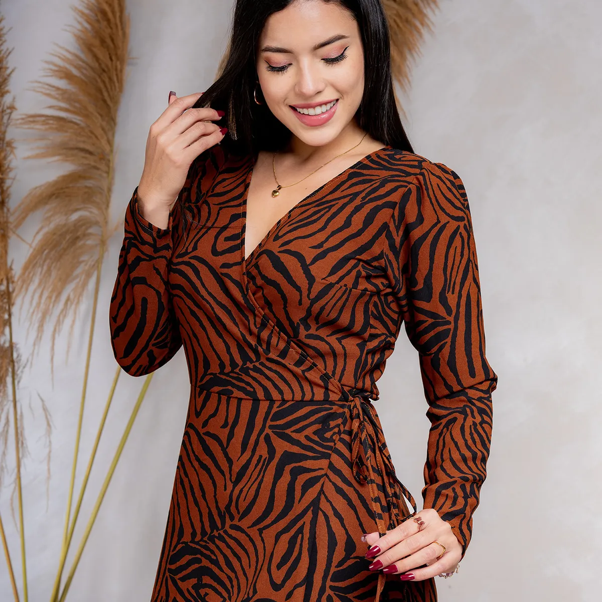 ARMA TU LOOK - VESTIDO MARCELA LARGO ESTAMPADO ENVOLVENTE MANGA LARGA ARMA TU LOOK