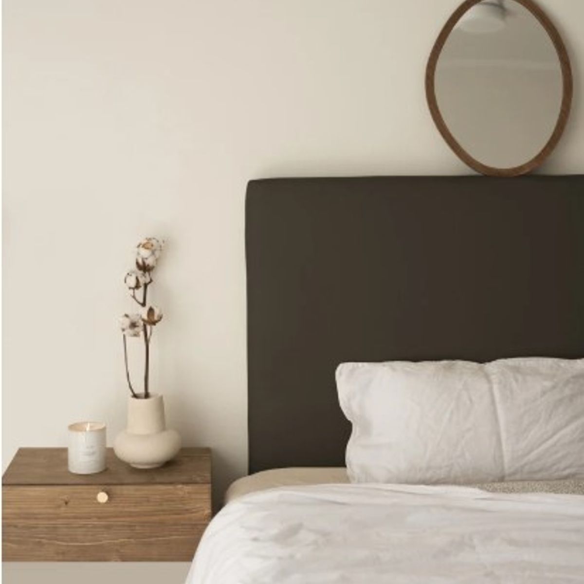 VENTITAS HOME - Cabecera 1 ½ Plaza de Cuero Eleonor Ventitas Home  Color Negro