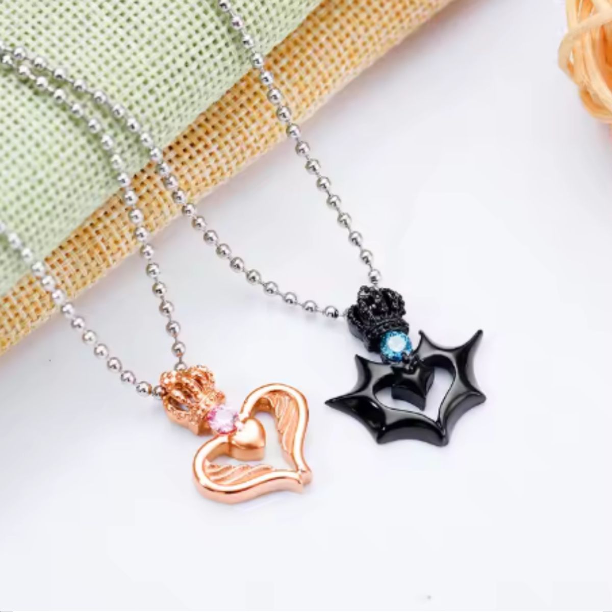 GENERICO - Collares de Pareja  Corazón Real & Oscuro