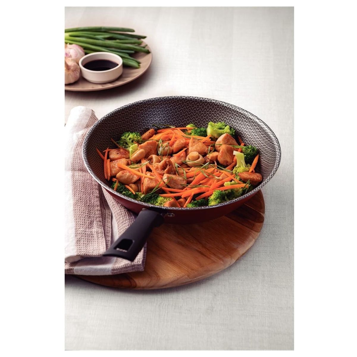 TRAMONTINA - SARTEN WOK TRAMONTINA DE 24 CM DE DIAMETRO 2.2 LT ROJO LORETO