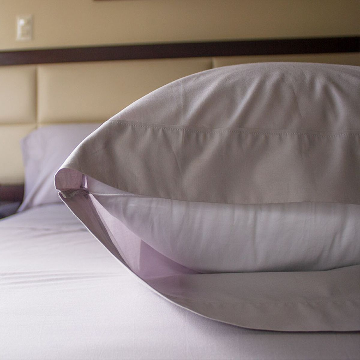 BASEMENT HOME - Set x2 Fundas de Almohada 100% Algodón Pima