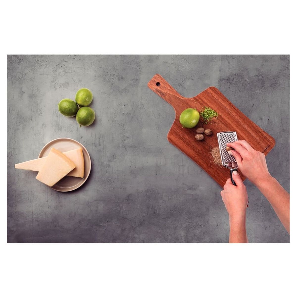 TRAMONTINA - RALLADOR TRAMONTINA UTILITA DE ACERO INOXIDABLE