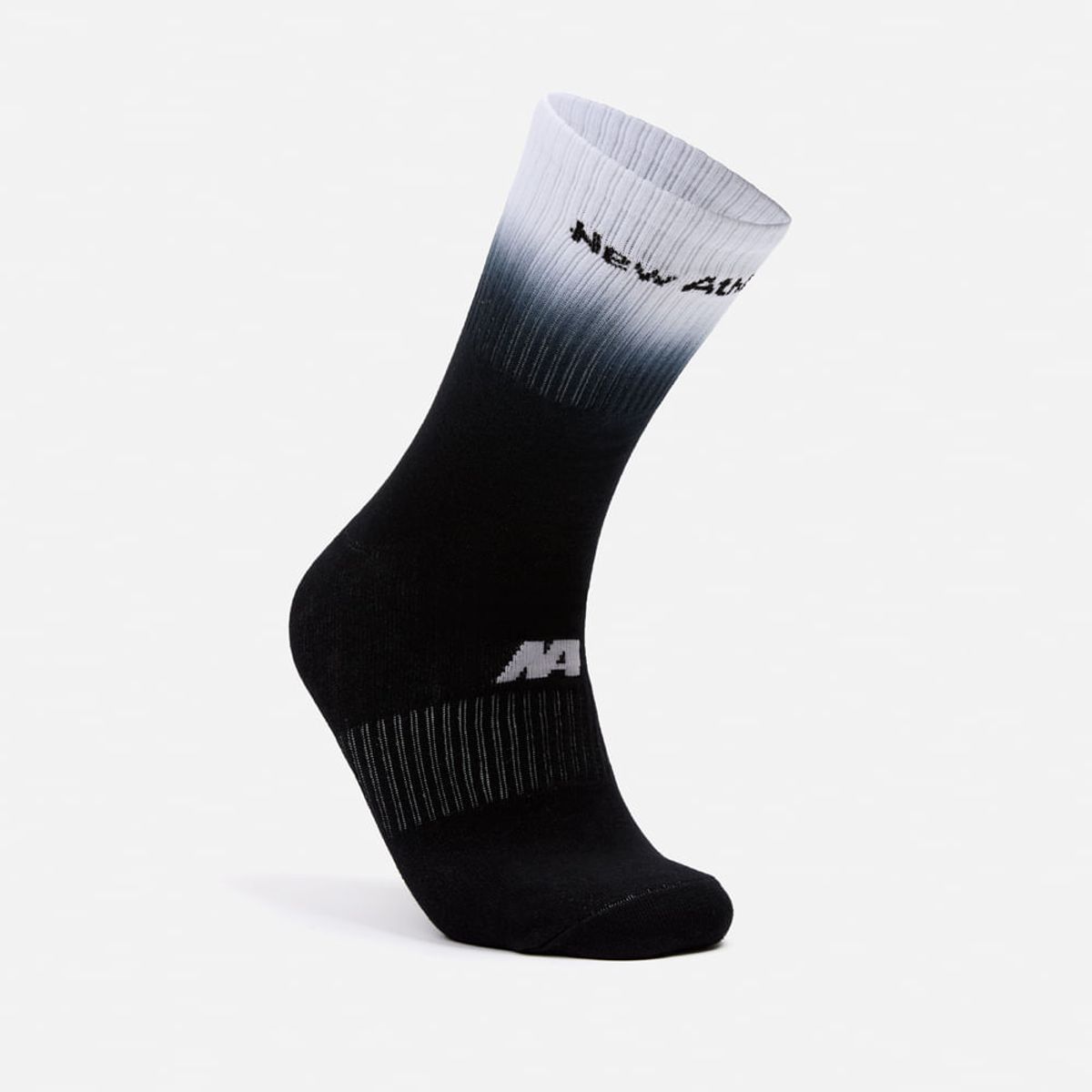 NEW ATHLETIC - Medias New Athletic Canillera44 Negro Con Blanco Unisex