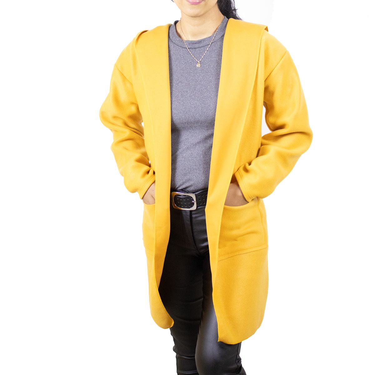 GENERICO - CAPA LARGA SUAVE ABRIGADORA CON CAPUCHA