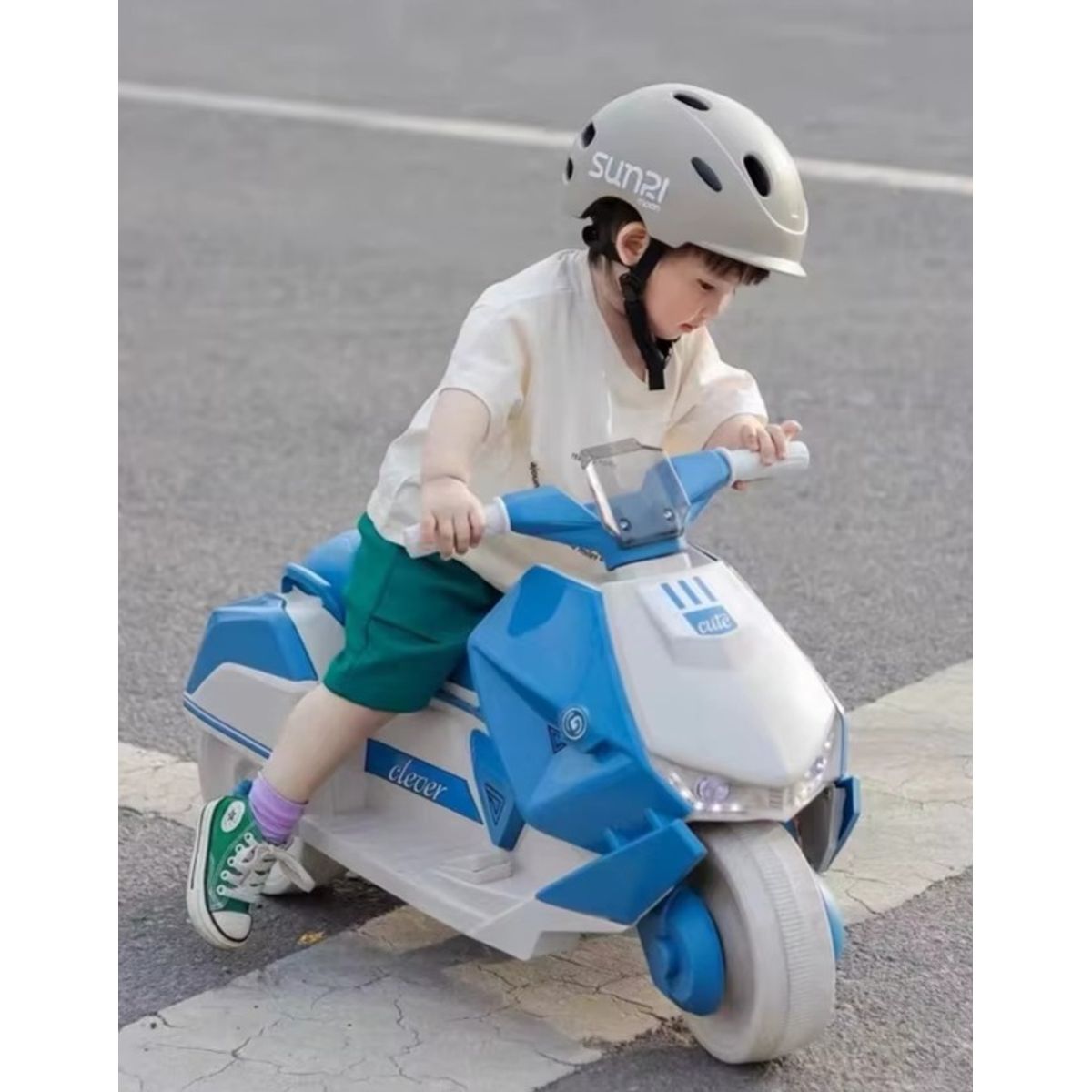 GENERICO - MOTO ELECTRICA DELUXE KIDS CON MOTOR AZUL