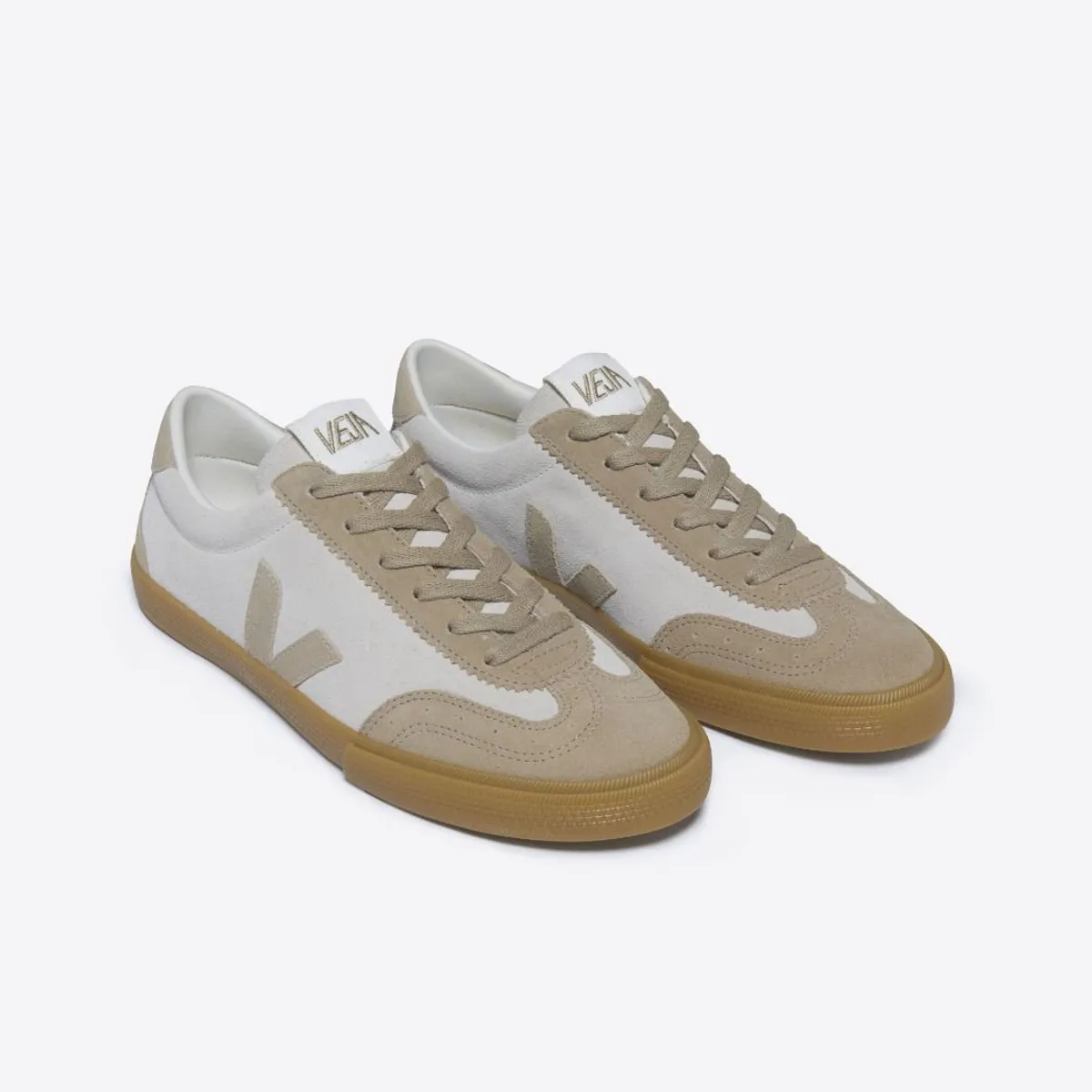 VEJA - Zapatilla veja volley suede natural sahara mujer Beige