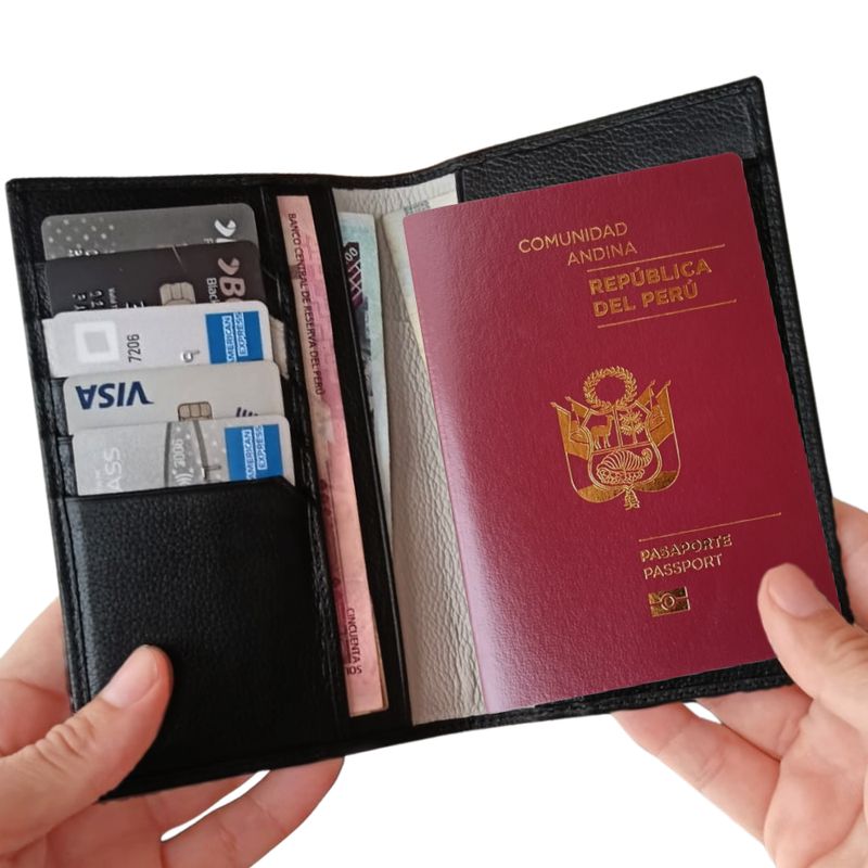 ARMUZ - Porta Pasaporte de Cuero Vacuno ARMUZ  AR10