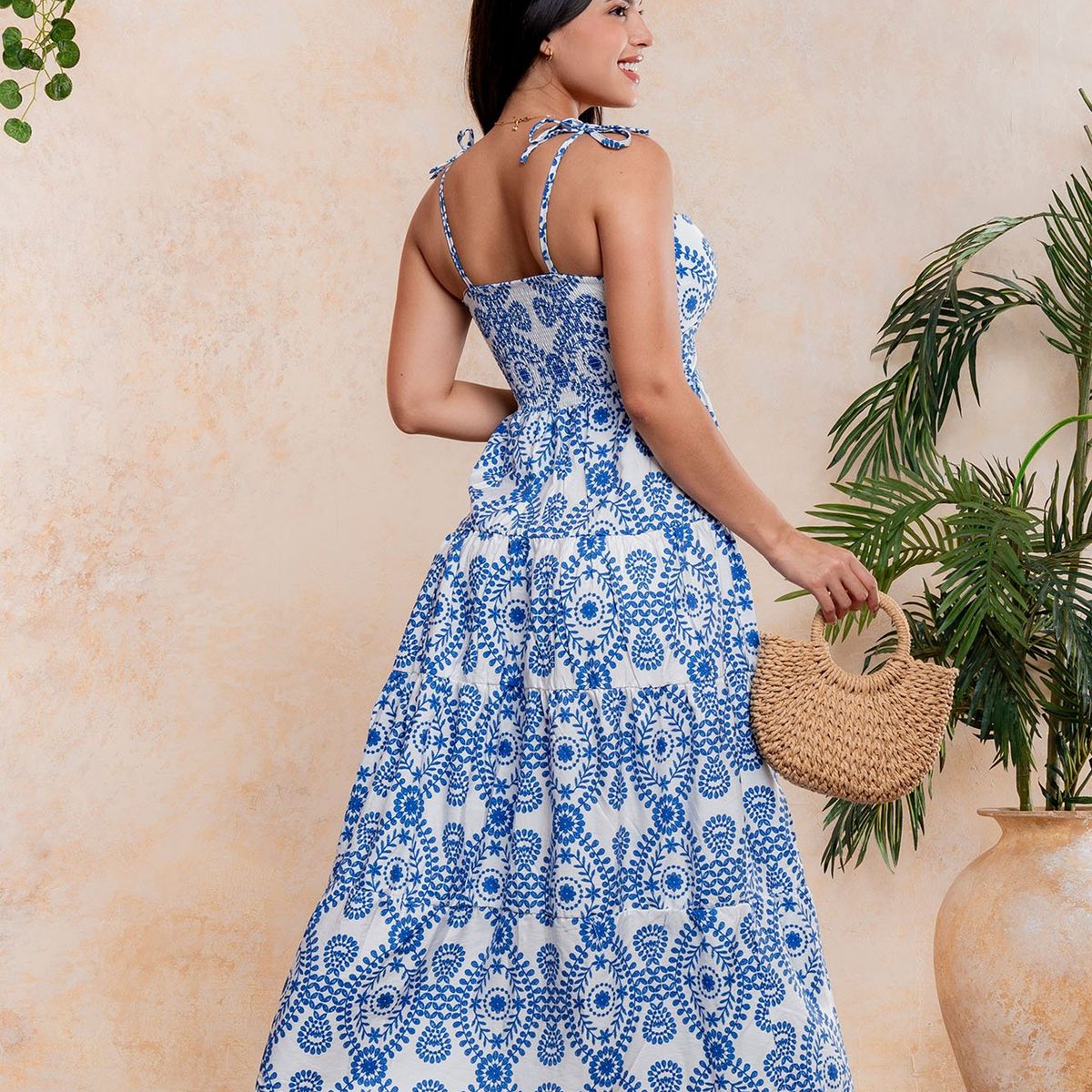 ARMA TU LOOK - VESTIDO POSITANO MIDI ESCOTE CORAZÓN ARMA TU LOOK