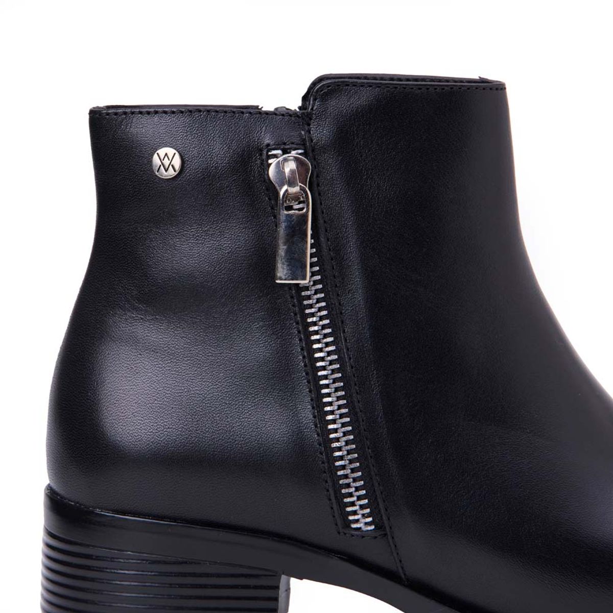 VIALE - Botín Jodhpur Casual SOFI-2543 Negro Viale Cuero