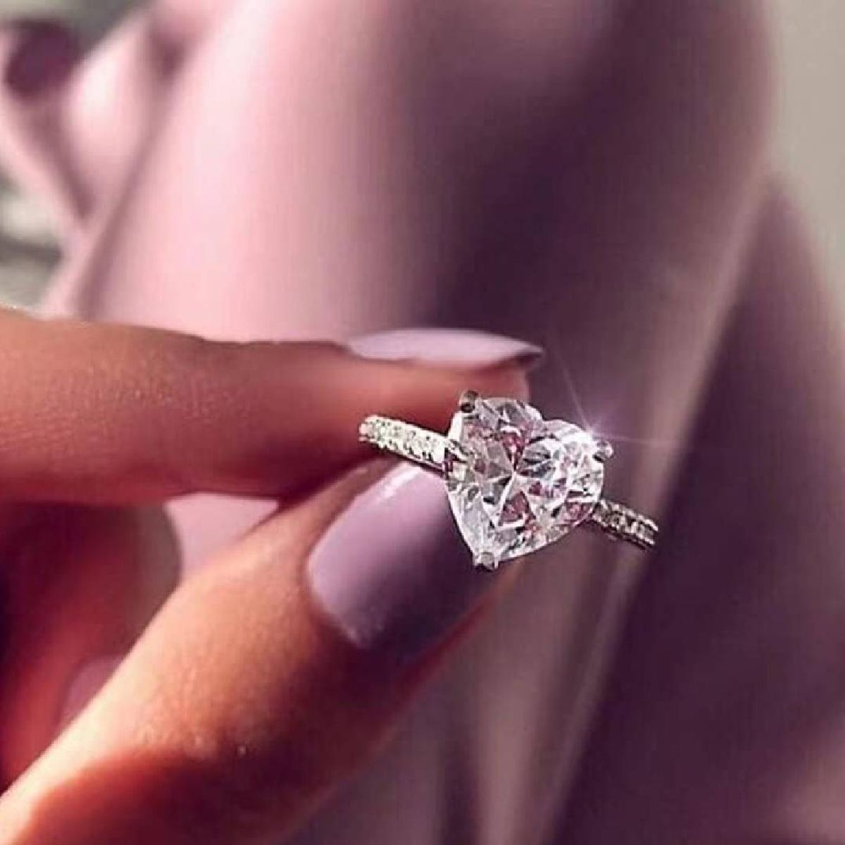 NO LOGO - Anillo De Compromiso De Corazon De Circonia