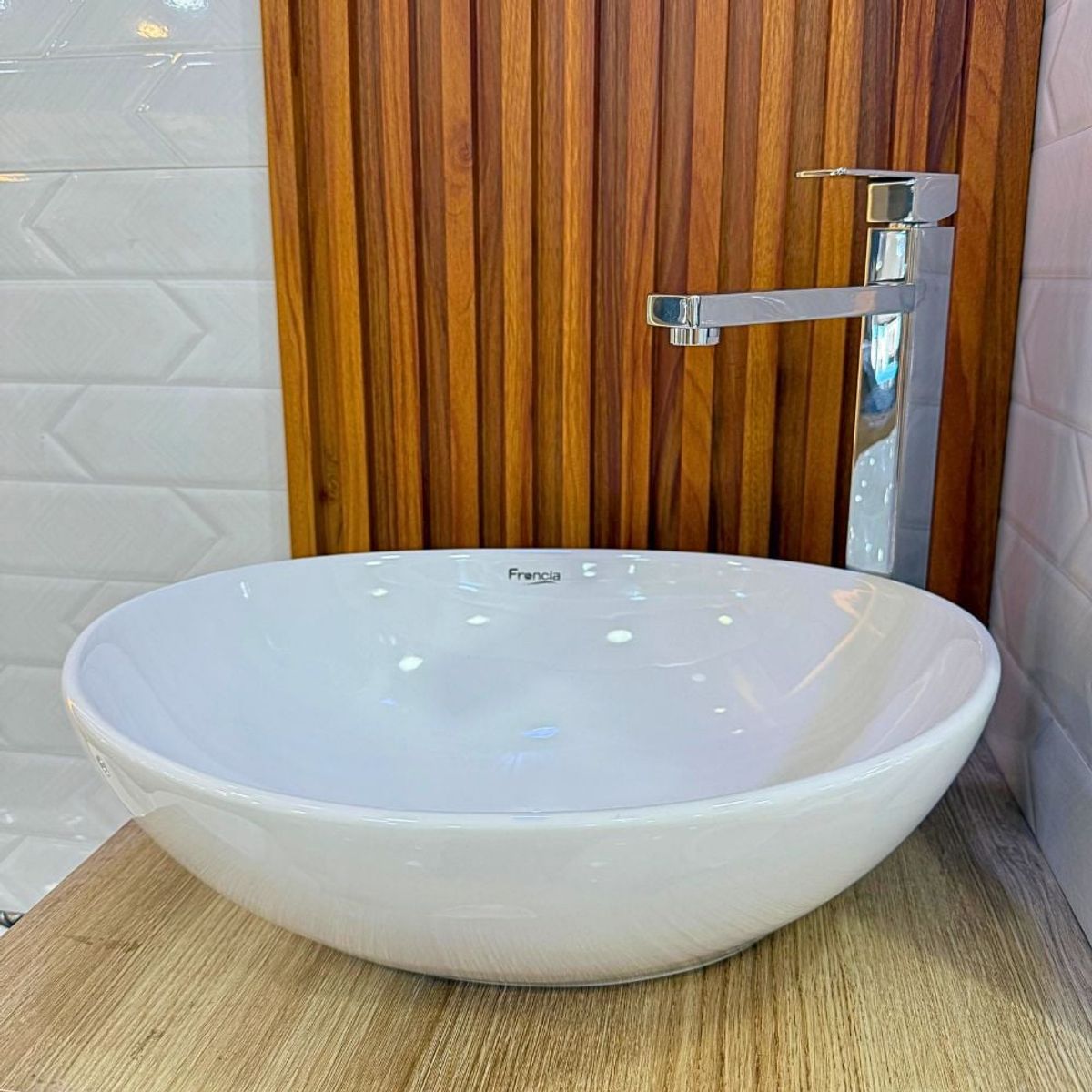 EJESA CREA TU ESPACIO IDEAL - COMBO LLAVE LAVATORIO L3030a + BOWL BOLONIA  FRENCIA