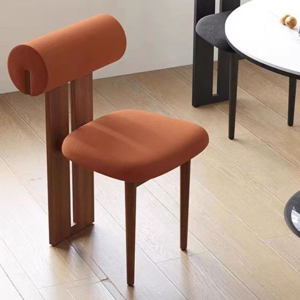 GENERICO - Silla de Comedor Ceremonie - Marrón