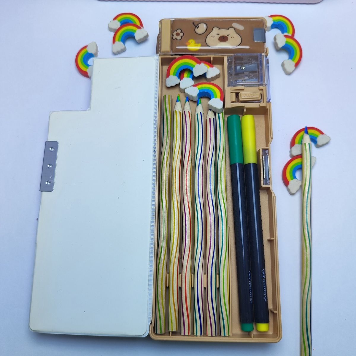 GENERICO - Cartuchera Capibara 3D color marrón