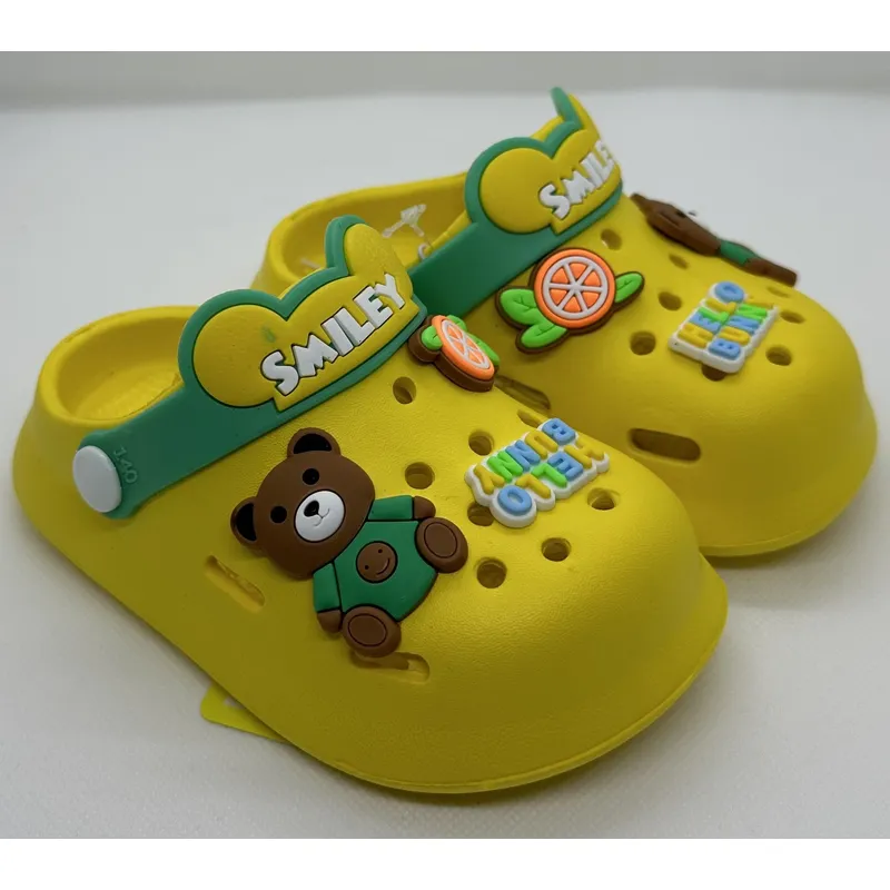 GENERICO - SANDALIA KAWAI I CONEJO Y OSO