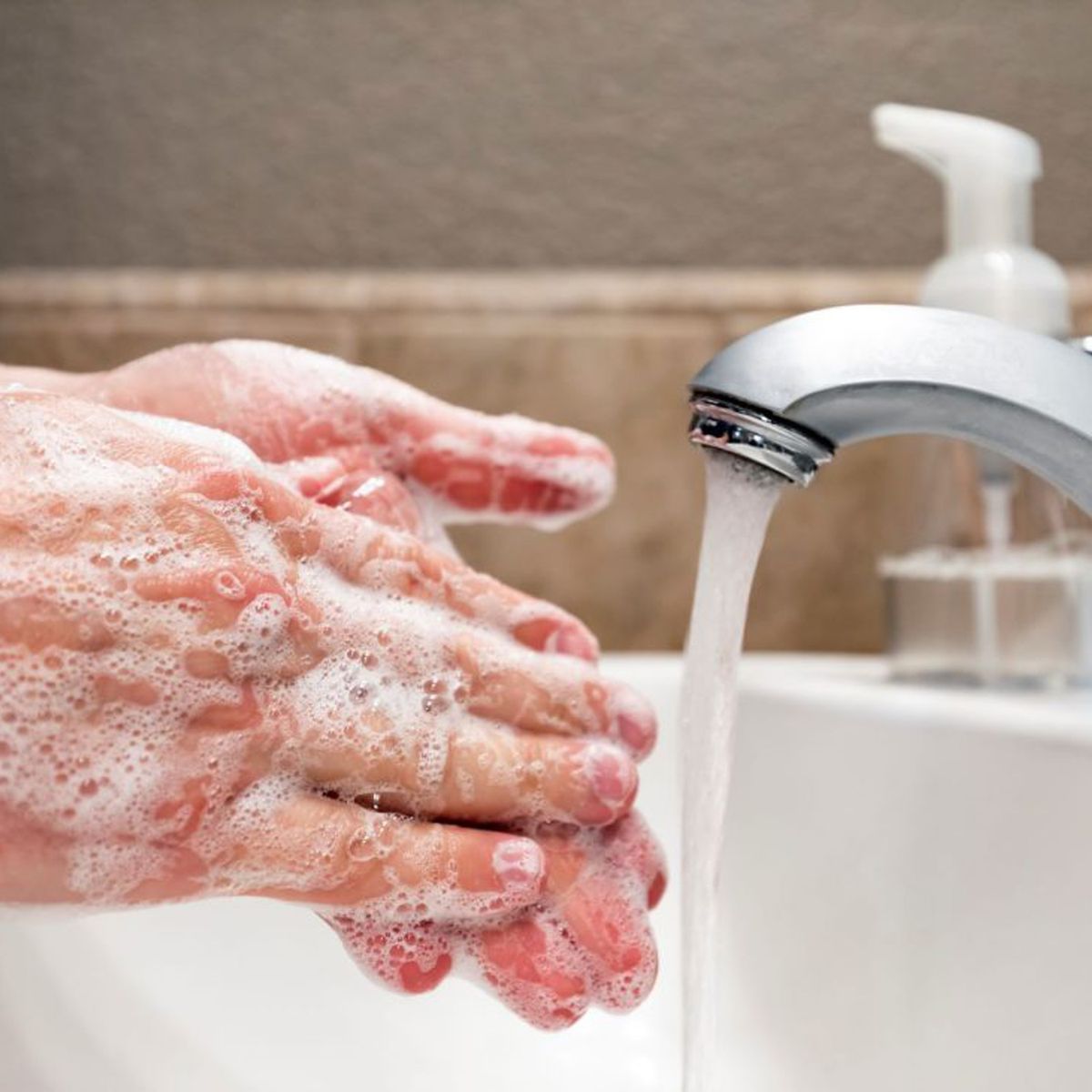 BUBBLE - Jabón Líquido Antibacterial Bubble Frutos Rojos Fco 400 Ml