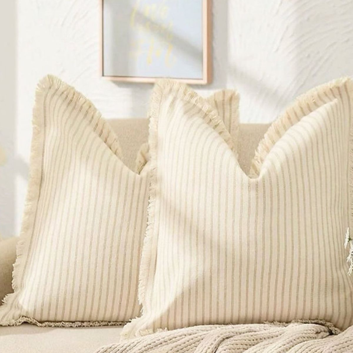 GENERICO - Cojín Martina beige rayas flecos crema