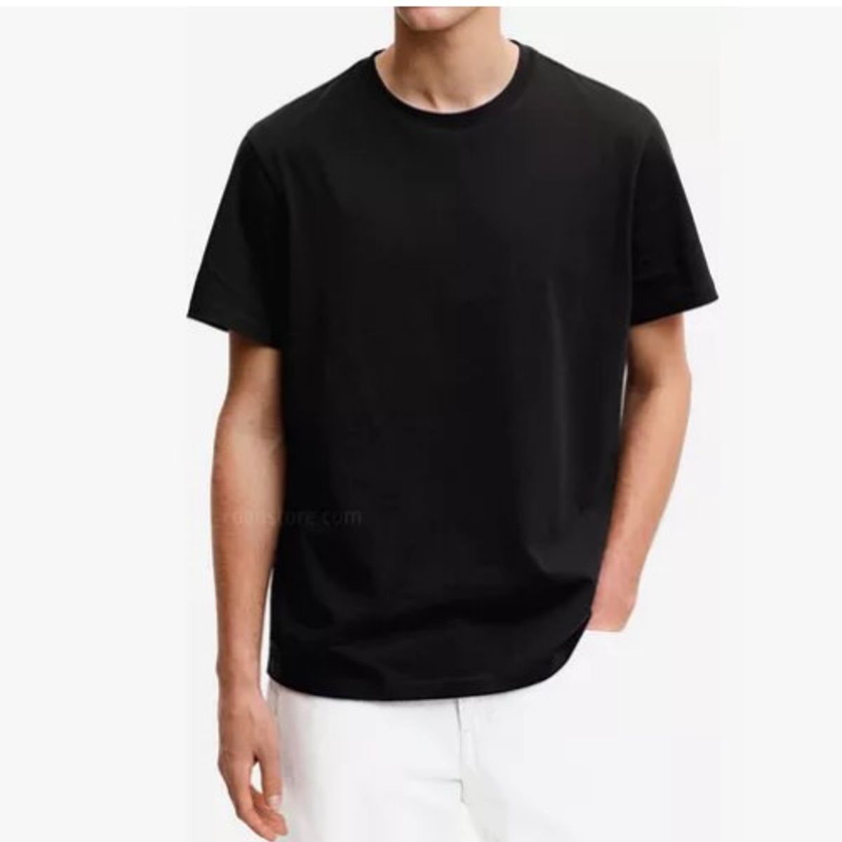 GENERICO - POLO CUELLO REDONDO COLOR NEGRO