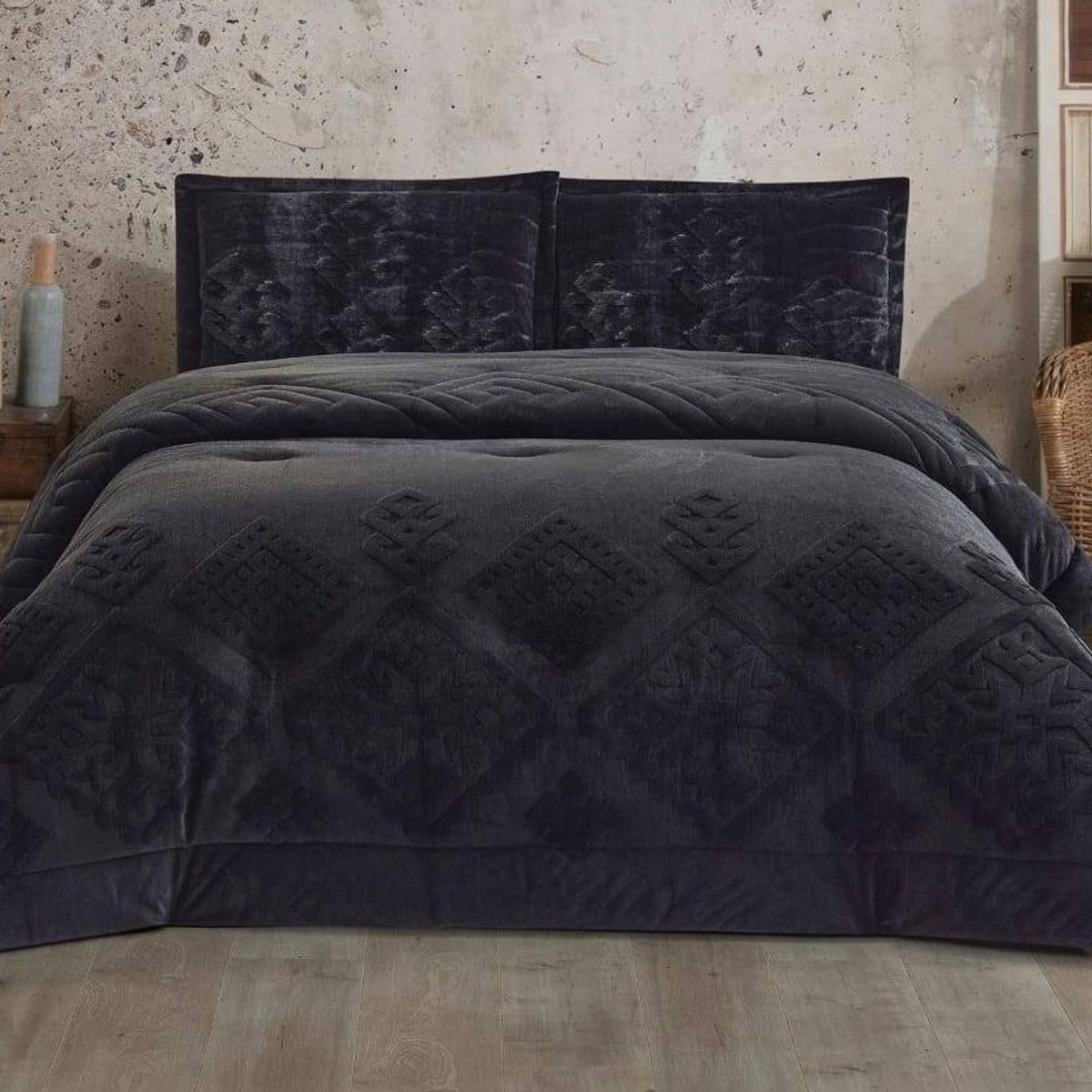 VENEZIA - Edredón Queen Piel de Angel con Piel de Conejo Alto Relieve y Sábanas