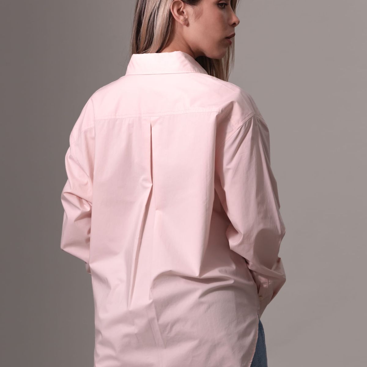 CALVIN KLEIN - BLUSA WOVEN LABEL RELAXED SHIRT