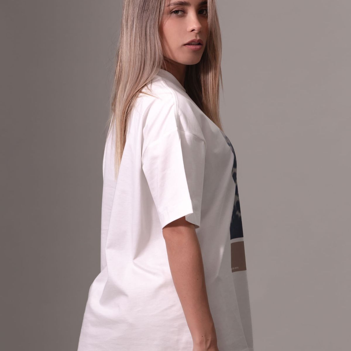 CALVIN KLEIN - T-SHIRT M/C PARA MUJERES CK