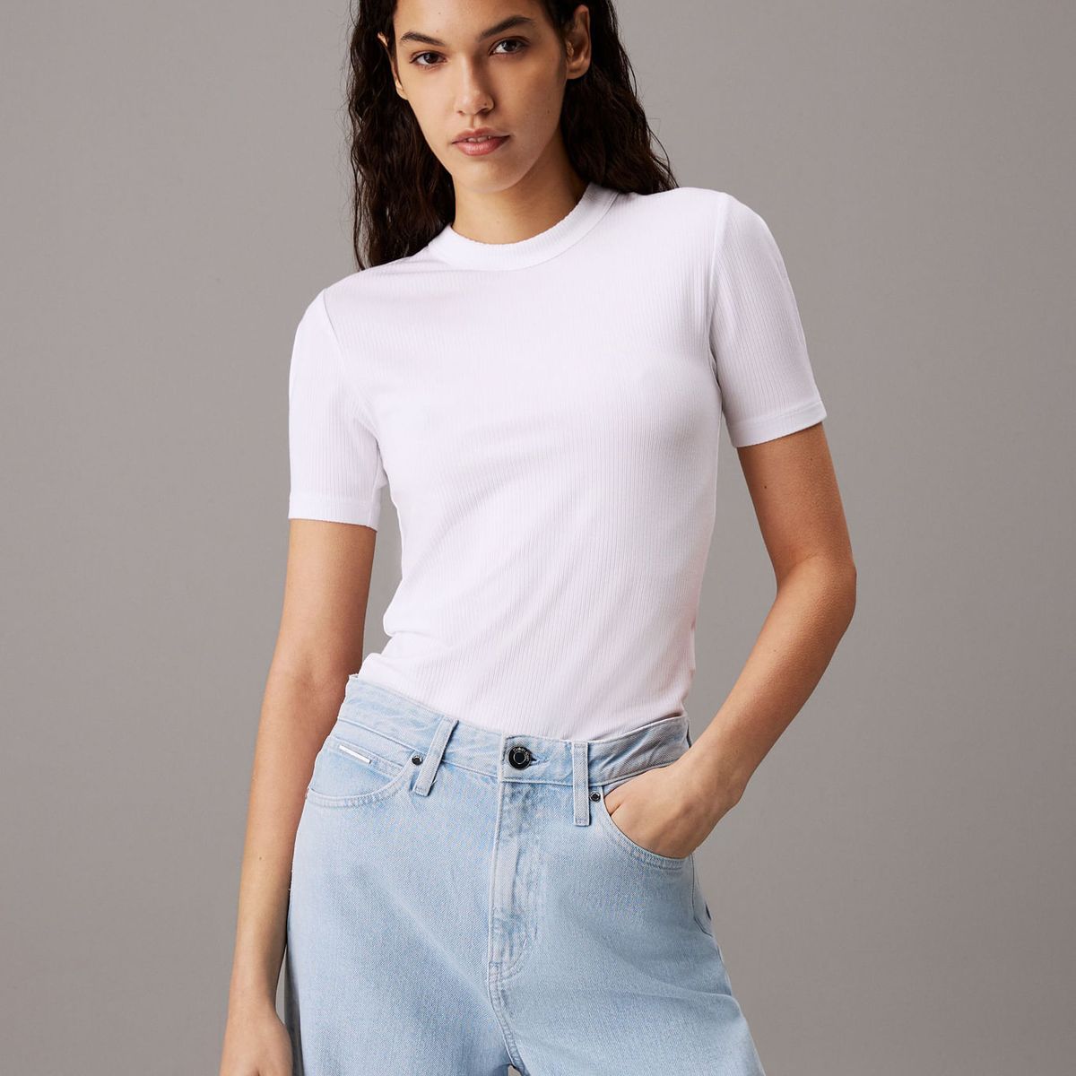 CALVIN KLEIN - T-SHIRT M/C PARA MUJERES CK