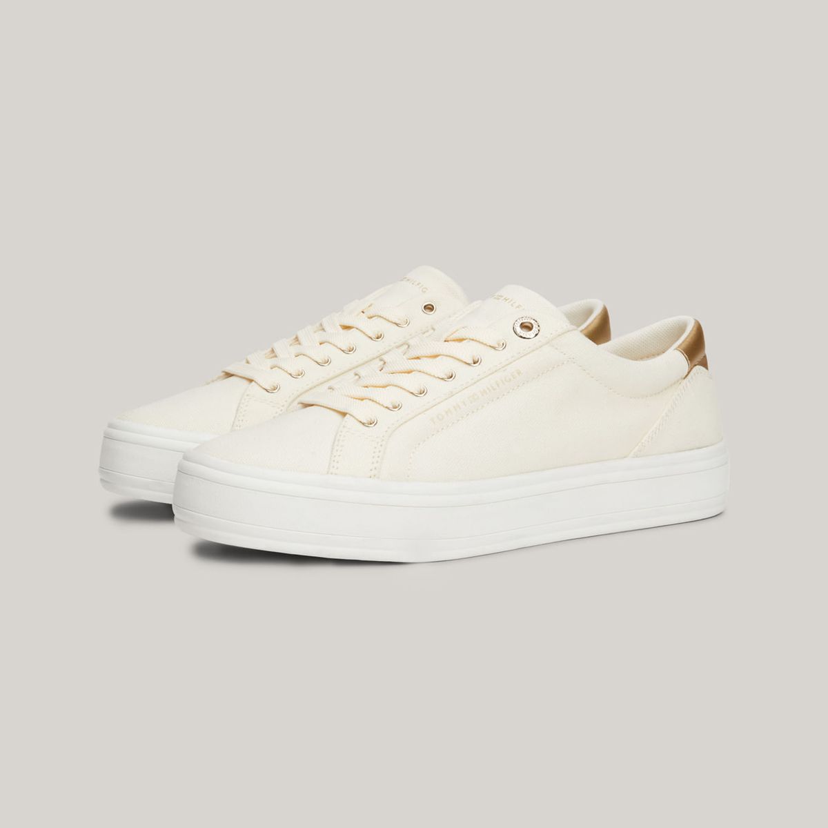 TOMMY HILFIGER - ZAPATILLAS ESSENTIAL VULC CANVAS SNEAKER TH