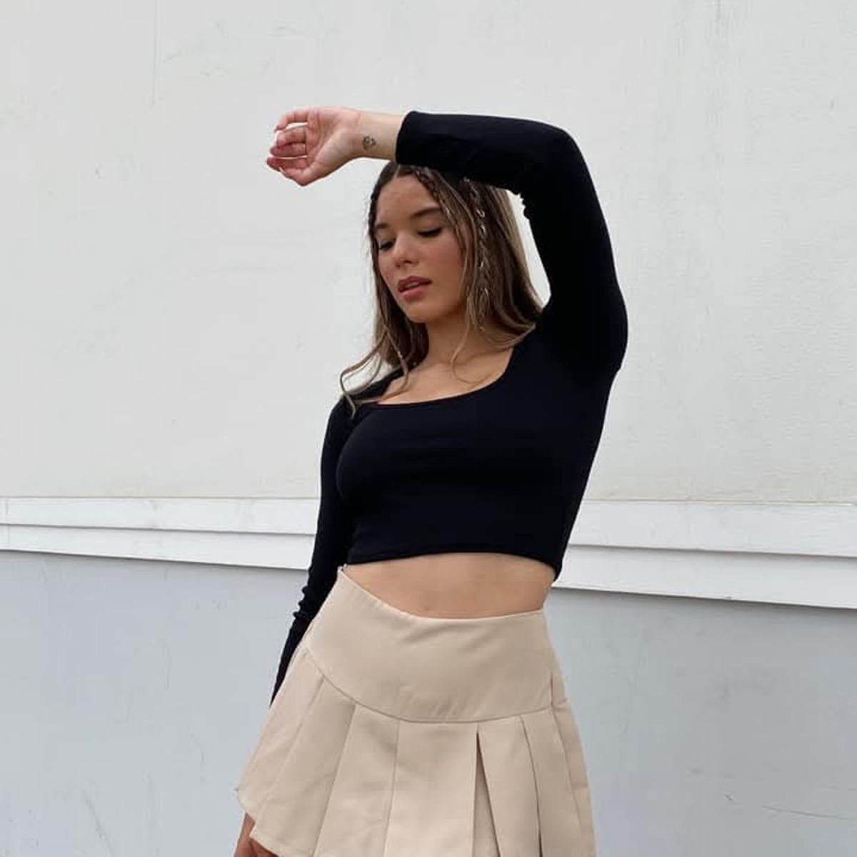 GENERICO - FALDA SHORT PLISADA PARA MUJER