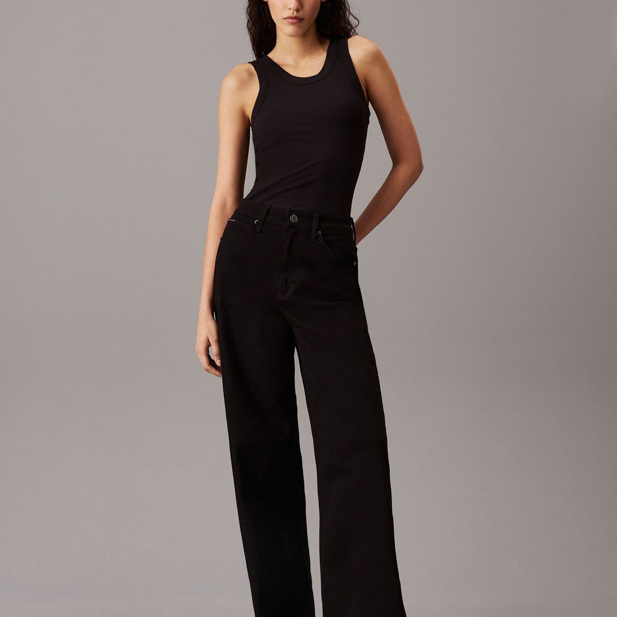 CALVIN KLEIN - T-SHIRT M/C PARA MUJERES CK