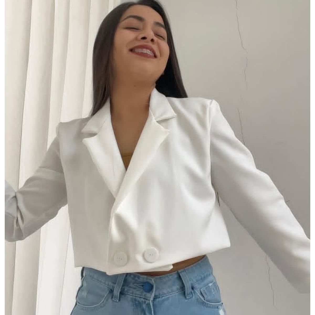 GENERICO - BLAZER CROP ELEGANTE PARA MUJER