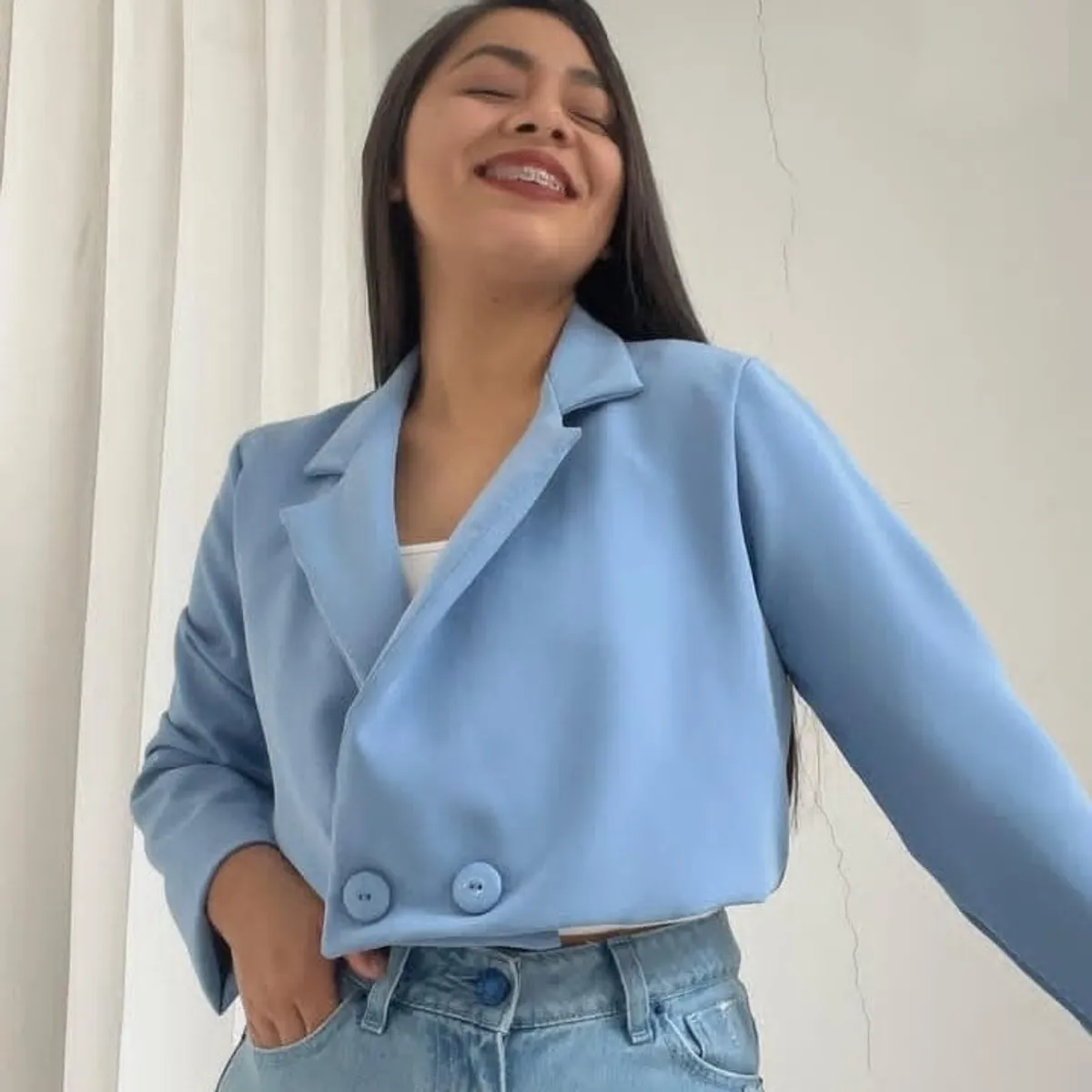 GENERICO - BLAZER CROP ELEGANTE PARA MUJER