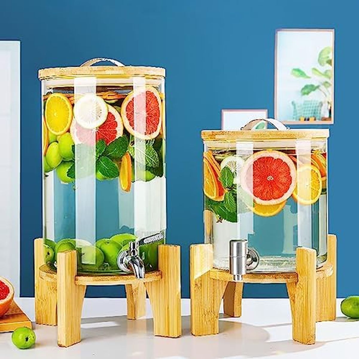 GENERICO - Dispensador de  bebida 8 Lt   con base de madera