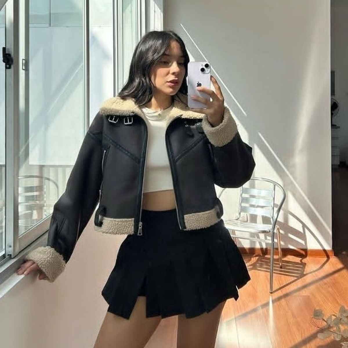 GENERICO - FALDA SHORT PLISADA CON ABERTURA PARA MUJER