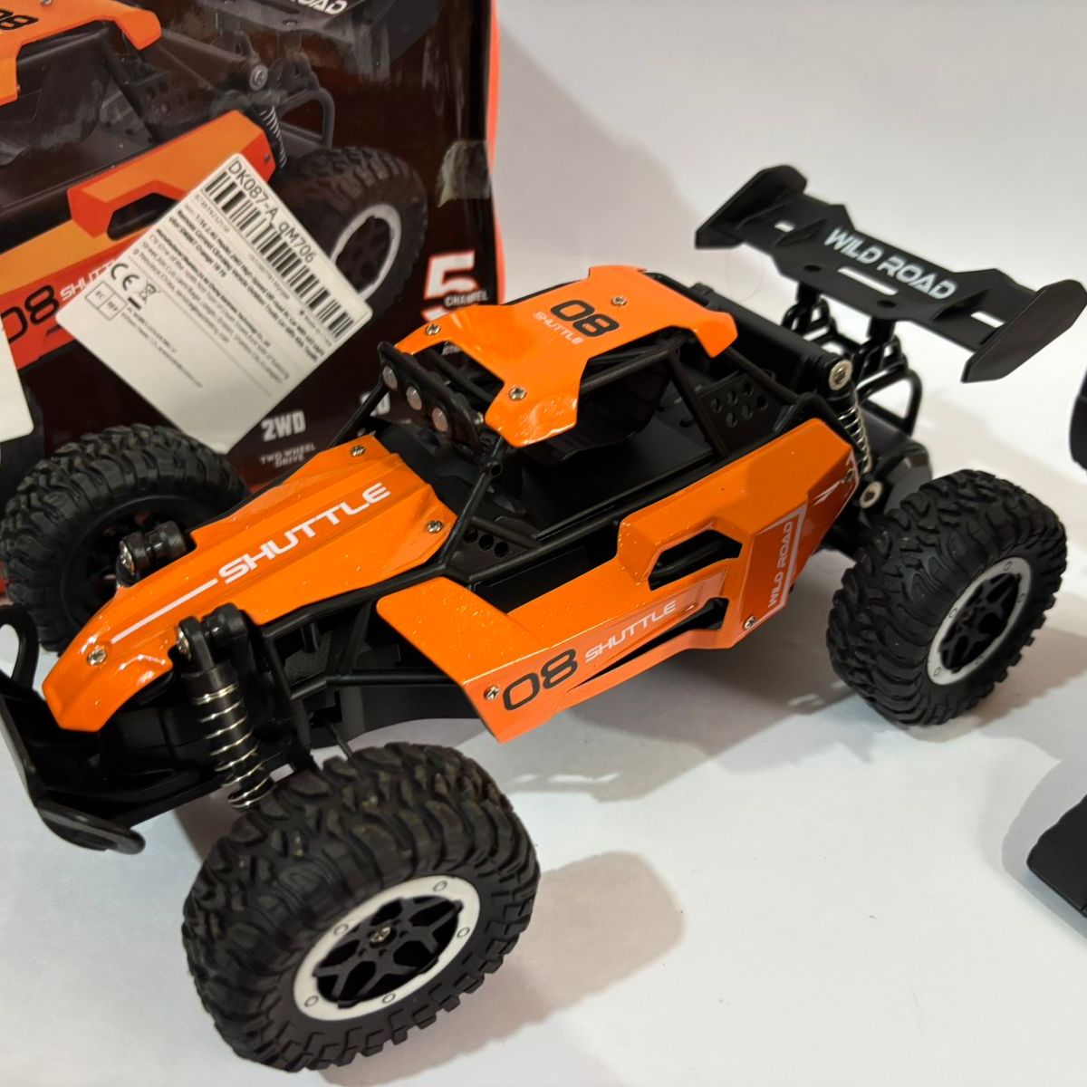 GENERICO - CARRO 4X4 A CONTROL REMOTO METALICO CON LUCES